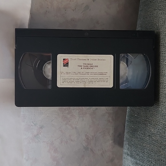 VHS TAPE - "Thomas The Tank Engine & Friends" Movie - Picture 3 of 5